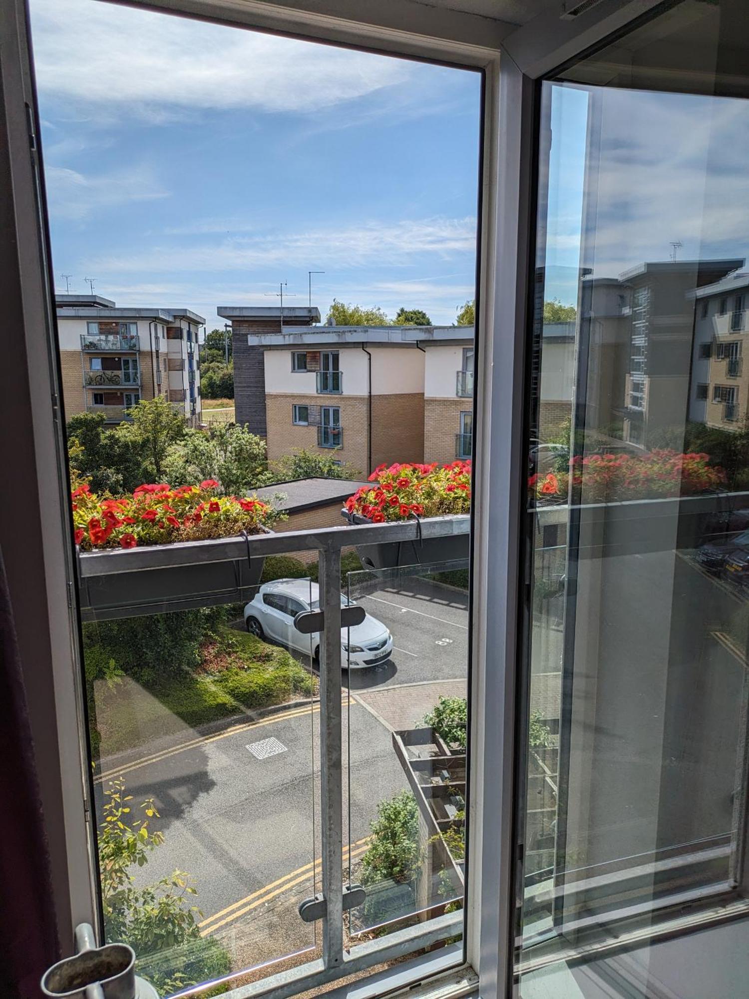 2 Homestay Guest Rooms ハンティンドン エクステリア 写真